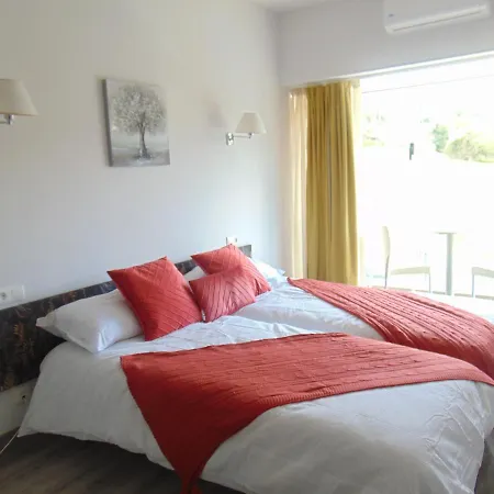 מלון El Mirador Del Nalon San Roman (Aviles)